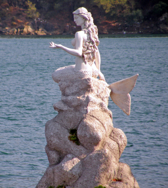 Mermaid Statue at Club & Hotel Letoonia.  Photo © by Dave Shiers.