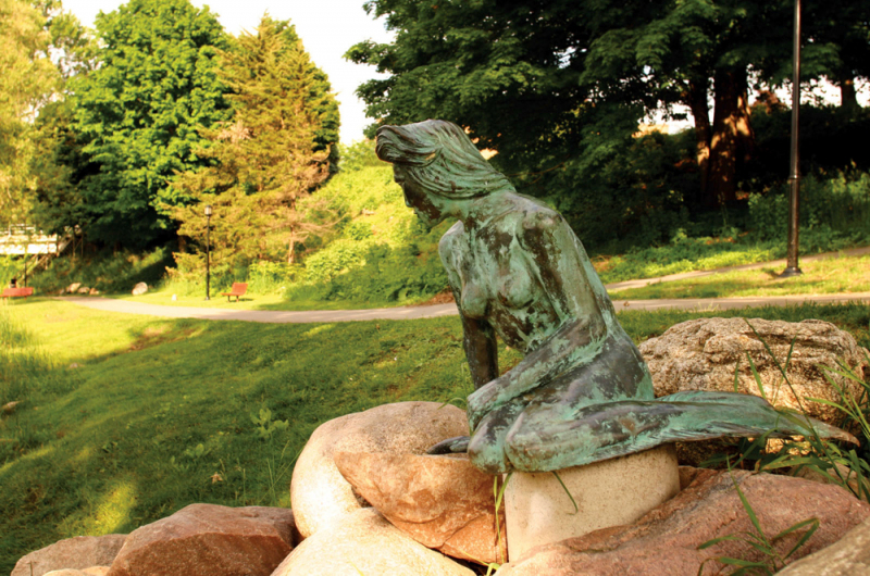 Greenville's Little Mermaid Statue.  Photo © by Darrin Clark