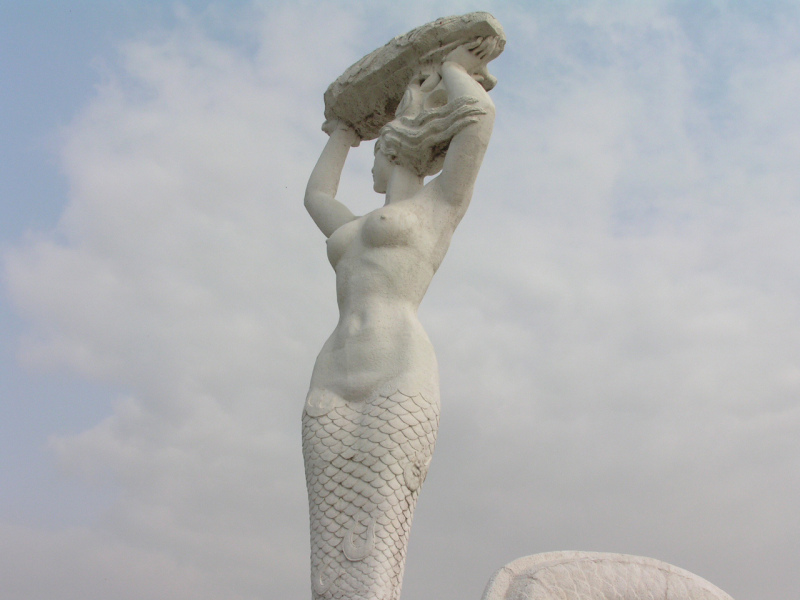 Nuwa Mermaid Goddess of Shenzhen.  Photo © by William Long.