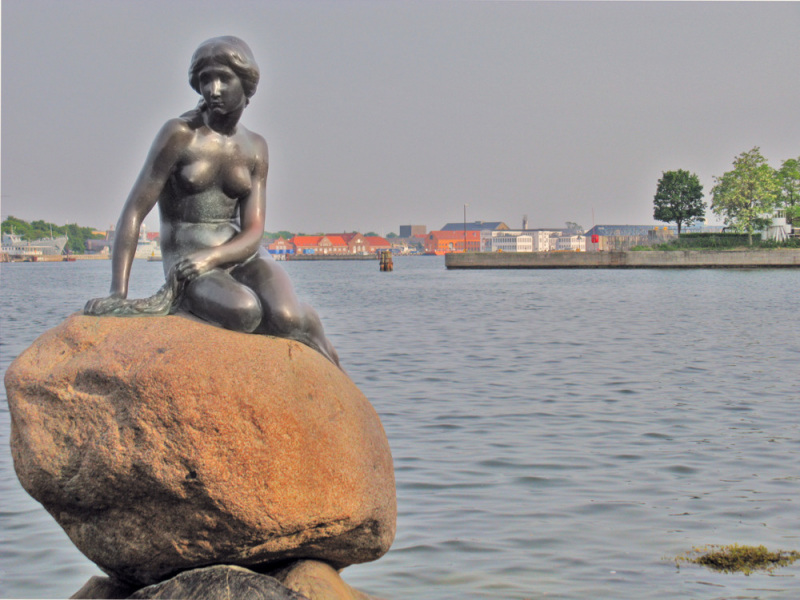 The Little Mermaid Statue in Copenhagen. Photo by Rodolfo Puig.