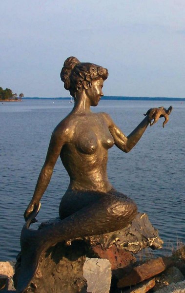 The Lorelie Mermaid in Unity, Maine.  Photo © by Forest Hart.
