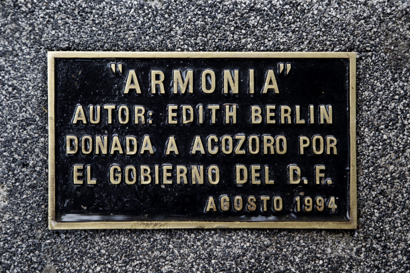 Armonía, Mermaid of Mexico.   Photo © by Aline Romero.