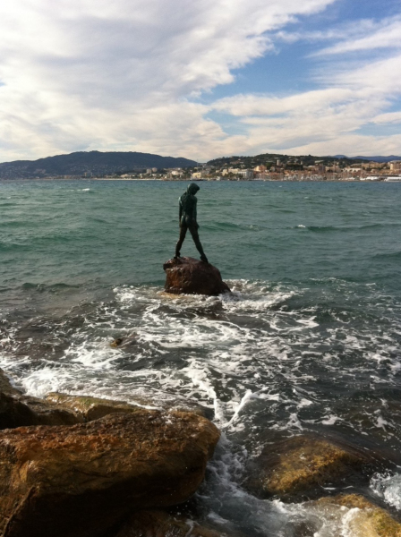 'Atlante' Mermaid Statue in Cannes.  Photo © by Amaryllis.