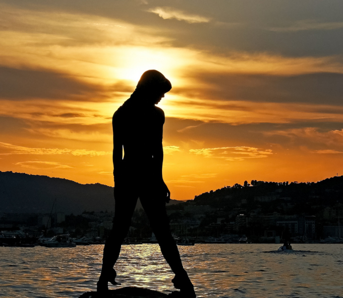 Atlante, Mermaid statue in Port Canto, Cannes.  Photo © by Phil-eye.