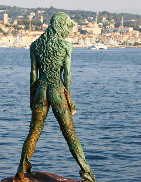 Atlante, Mermaid statue in Port Canto, Cannes.  Photo © by Phil-eye.