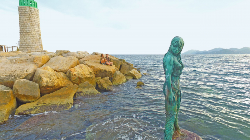 Mermaid Atlante in Port Canto, Cannes.  Photo © by Philip Jepsen