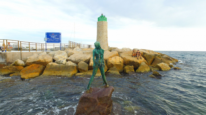 Mermaid Atlante in Port Canto, Cannes.  Photo © by Philip Jepsen