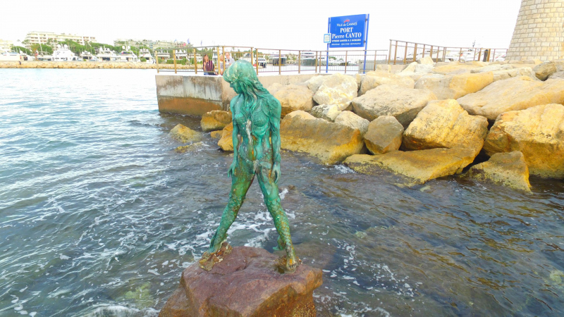 Mermaid Atlante in Port Canto, Cannes.  Photo © by Philip Jepsen
