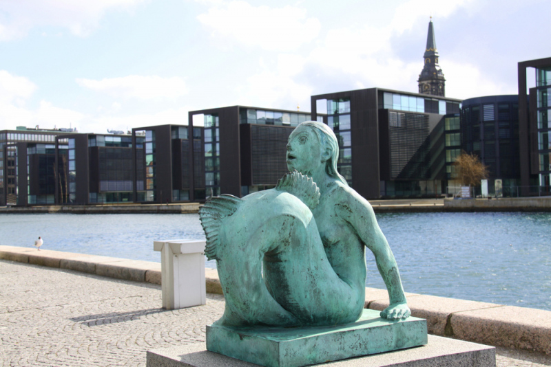 The Black Diamond Mermaid Statue. Photo © by Palle Blak Pedersen CC BY-SA