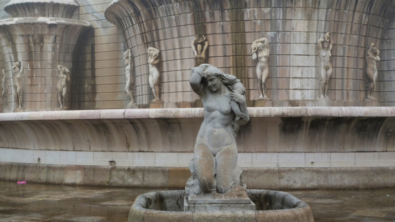 Fonte Luminosa in Lisbon.  Photo © Maria-Amélia-Monteiro.
