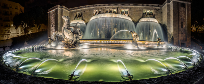 Fonte Luminosa in Lisbon.  Photo © Pietro Faccioli.