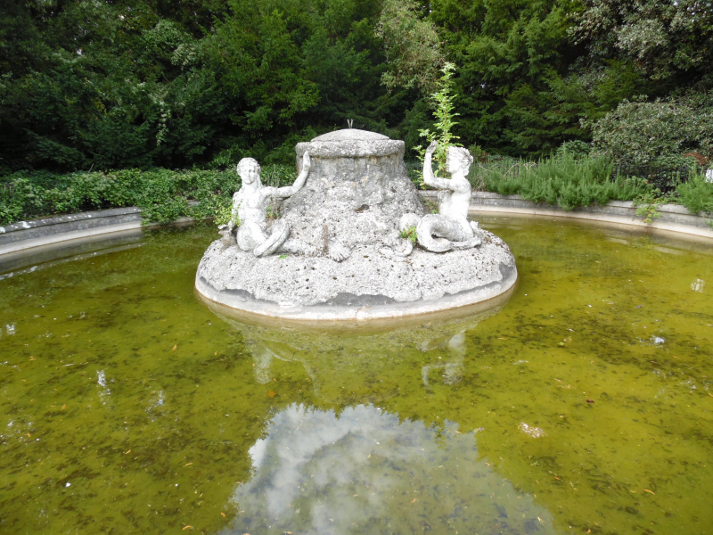Halton House Mermaid Fountain.  Photo © David Hillas