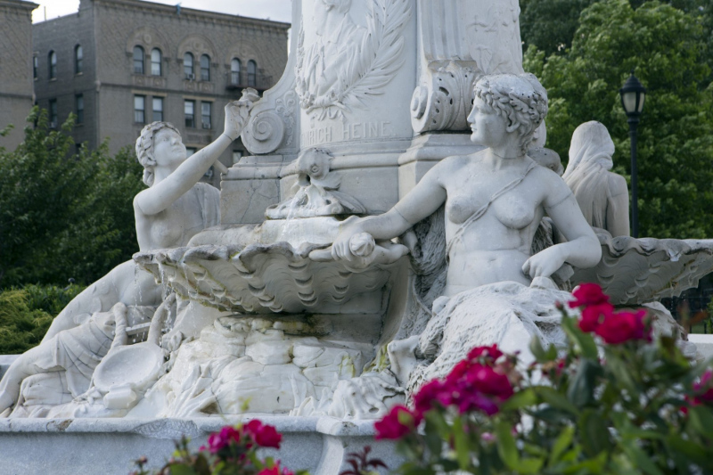 The Heinrich Heine Lorelei Fountain.  Photo © by Brian Benton.