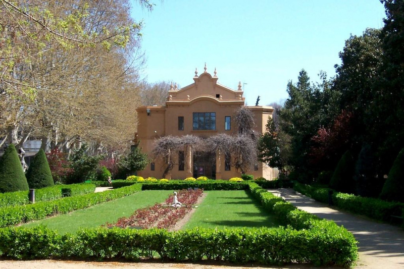 Fuente de la Sirena. 
 Photo © by Penny Cienega