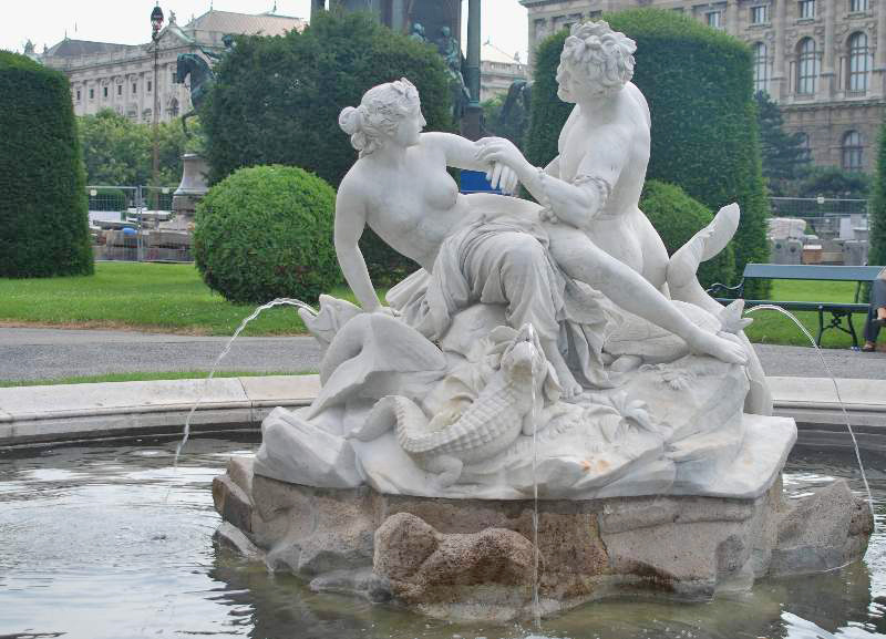 Mermaid and Triton in Maria Theresa Square. Photo by GuentherZ.