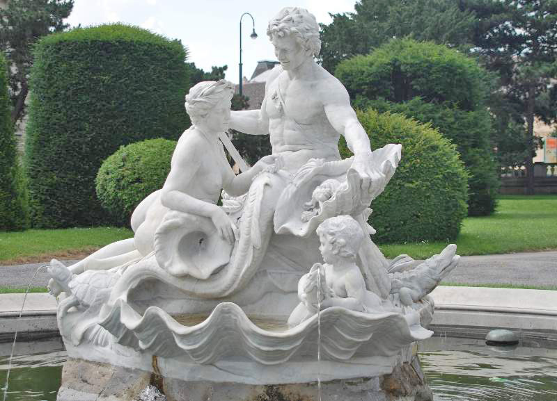 Mermaid and Triton in Maria Theresa Square. Photo by GuentherZ.
