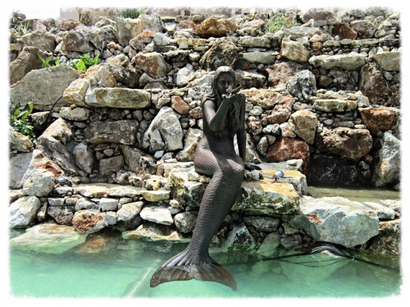 Marmaris Square Mermaid.  Photo by Oliver Micko.