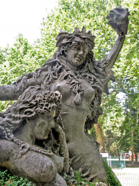 Montagnola Mermaids.  Photo © Michele Fini