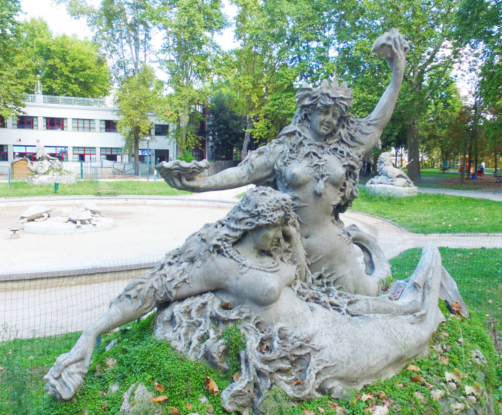 Montagnola Mermaids.  Photo © Philip Jepsen