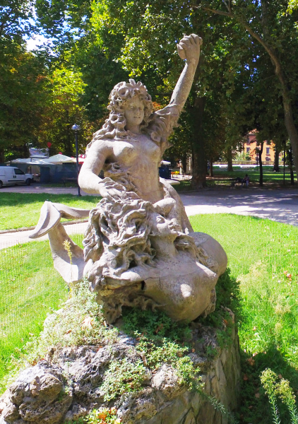 Montagnola Mermaids.  Photo © Philip Jepsen