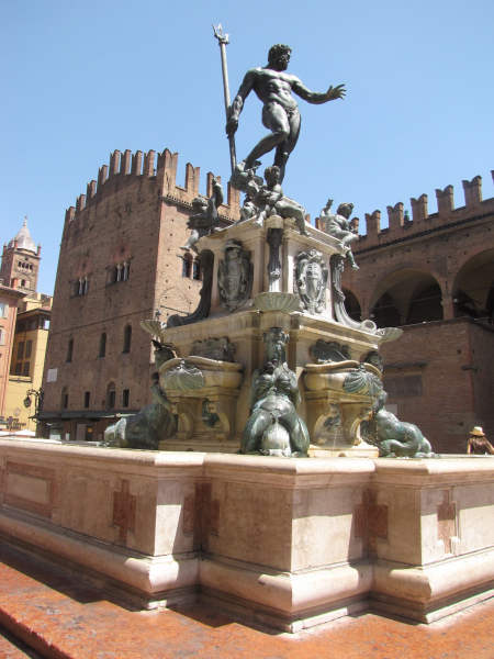 The Neptune Fountain in Bologna.  Photo © by Michele Fini.
