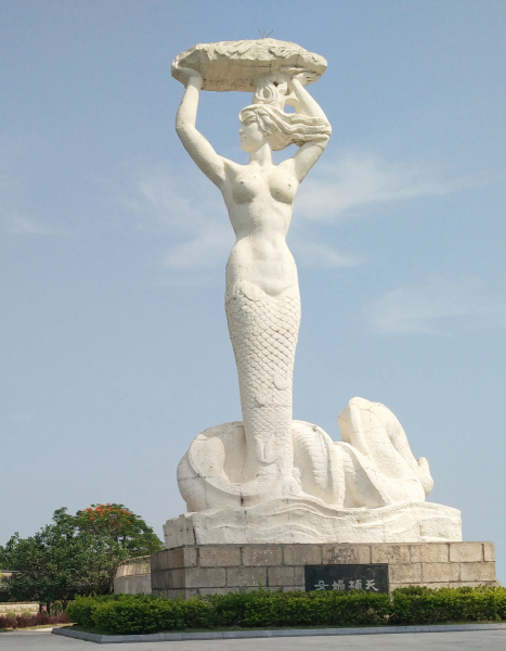Nuwa Mermaid Goddess of Shenzhen.  Photo © by Yang Dongguong.