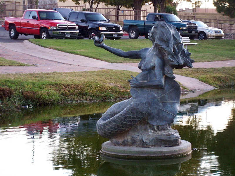 Pearl of the Conchos Mermaid.  Photo © by David Adams.