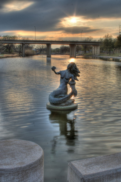 Pearl of the Conchos Mermaid.  Photo © by Jonathan Cutrer.