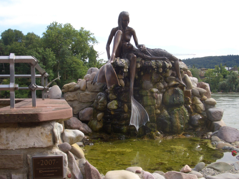 Rheinfelden Mermaid Statue.  Photo by Juhász Zoltán