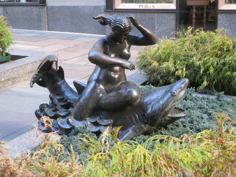 The mermaid sculpture "Thought".  Photo © Brechtbug via Flickr2