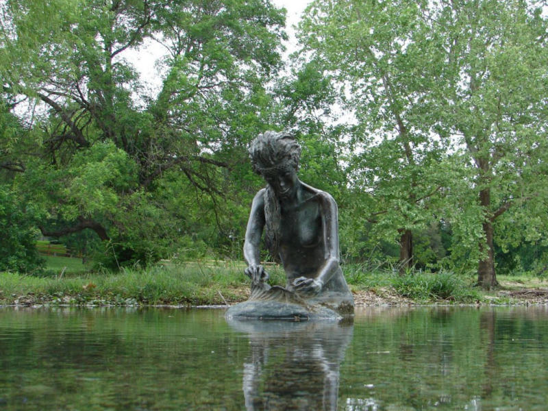 Sirena Mermaid in Salado TX.  Photo by Erin Hollis.