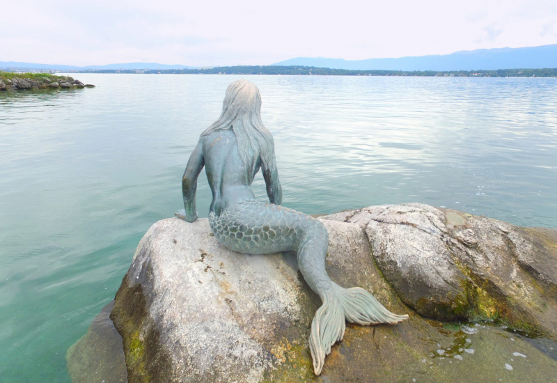 Sirene de Collonge-Bellerive.  Photo © by Philip Jepsen.