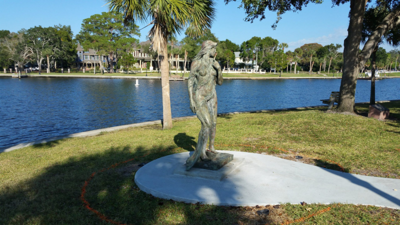 Mermaid Ama of Tarpon Springs.  Photo © by Philip Jepsen.