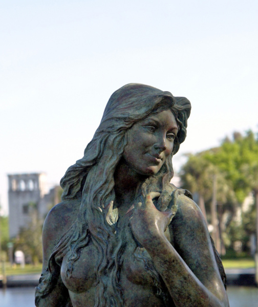 Mermaid Ama of Tarpon Springs.  Photo © by Philip Jepsen.