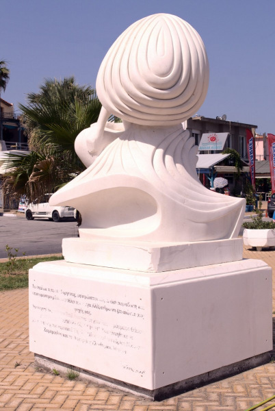 Mermaid Thessalonike on Thasos.  Photo © by Ioanna Tokmakidou.