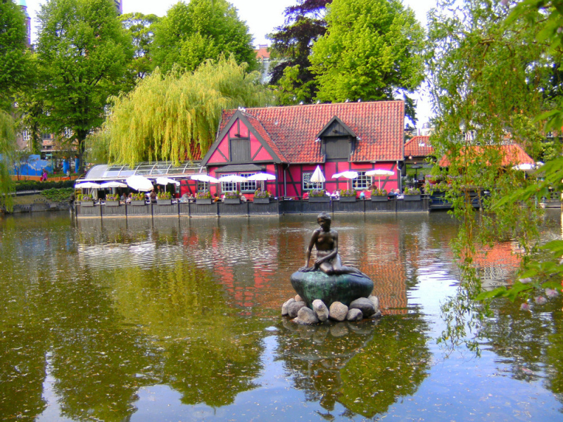 The Little Mermaid - Tivoli Gardens 2010. Photo by "dellen".