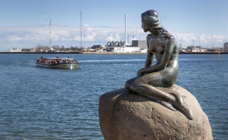 The Little Mermaid (Den Lille Havfrue), Copenhagen.  Photo © by News Øresund - Johan Wessman.