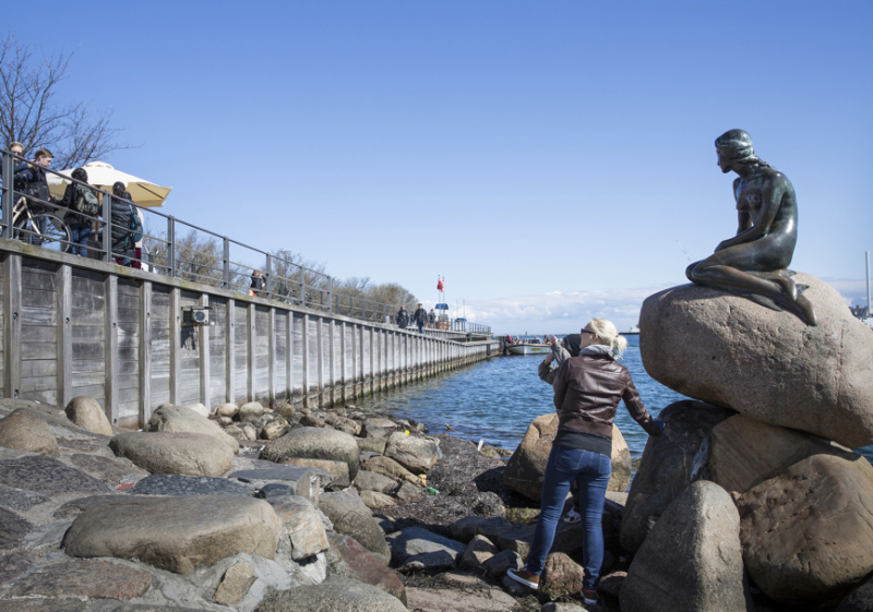 The Little Mermaid (Den Lille Havfrue), Copenhagen.  Photo © by News Øresund - Johan Wessman.