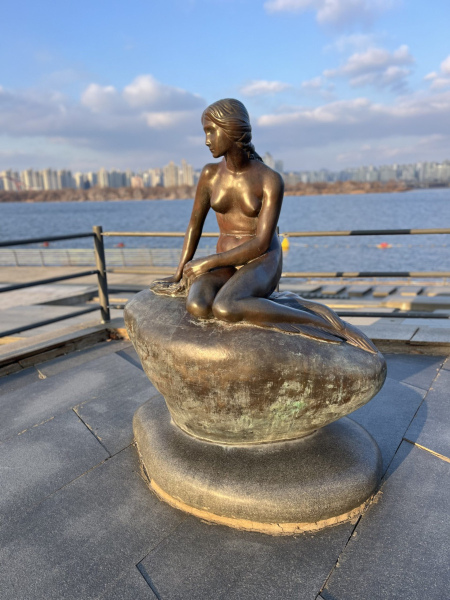 The Little Mermaid in Seoul. Photo © by Melissa Loehwing.