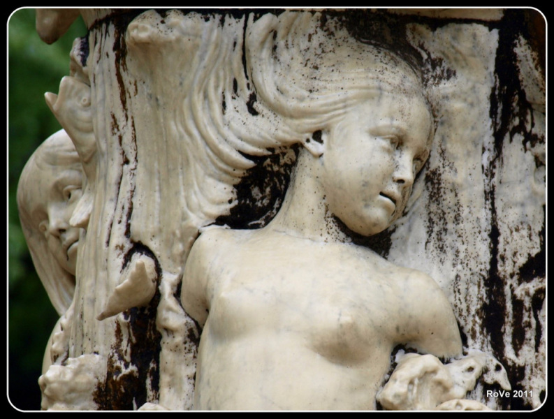 Undine Fountain.  Photo by Roberto Verzo.
