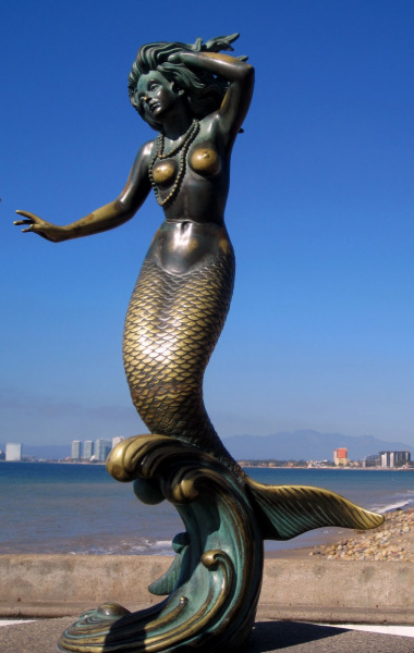 Nereida mermaid statue in Puerto Vallarta, part of the Triton and Nereida sculpture.