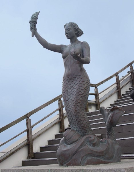 Yeongdo Lighthouse Mermaid.  Photo © by Flower La Warner.