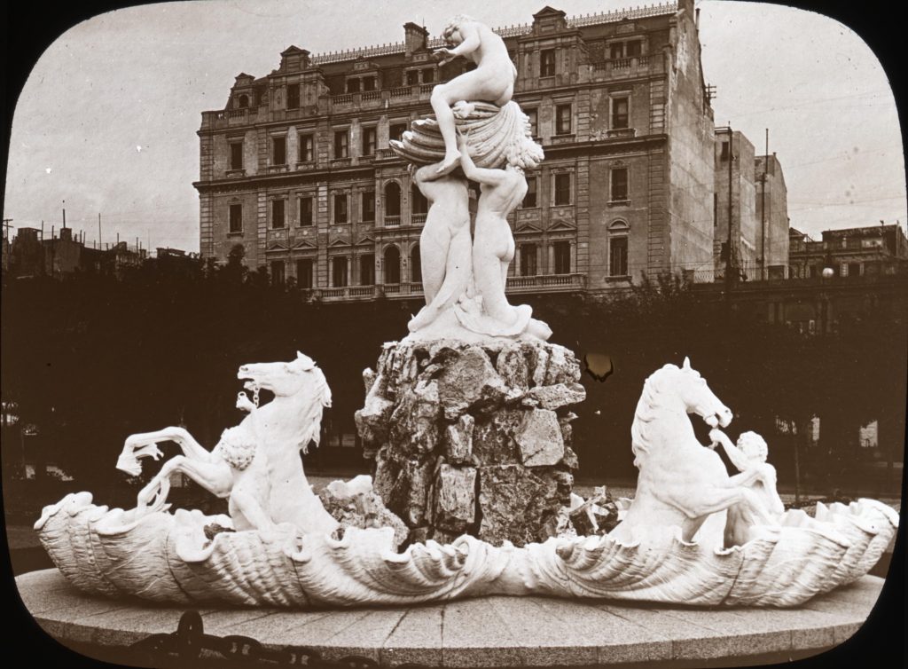 Fuente de las Nereidas in Buenos Aires