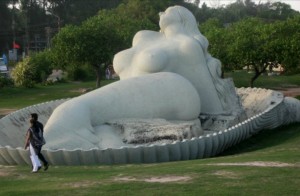 Mermaid sculpture - Jalakanyaka (mermaid)