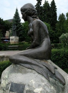 Mica Sirena mermaid sculpture