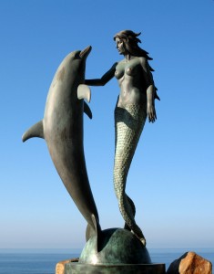 Mermaid & Dolphin at Acapulco's Sinfonia del Mar