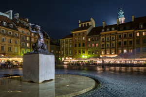The Syrenka Mermaid Statue in Warsaw Old Town Market Square.