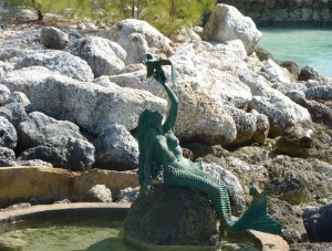 The Caylana mermaid statue on Coco Cay
