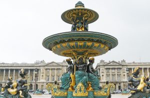 The fountain at Place de la Concorde