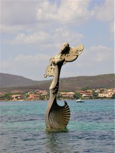 Il Canto Della Sirena - the mermaid of Golfo Aranci